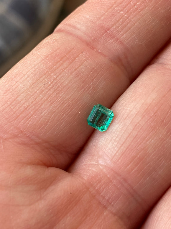 Emerald lapidary