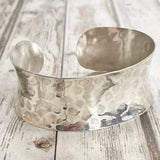 Curved Torque Bangle