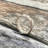 Waves Ring